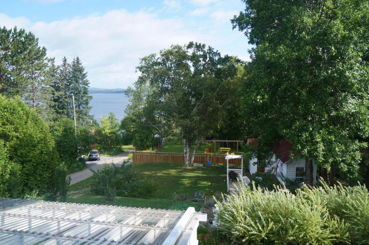 Gite Grand Moment Bed and Breakfast Cabano Eksteriør billede