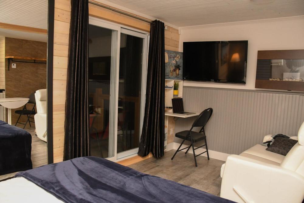 Gite Grand Moment Bed and Breakfast Cabano Eksteriør billede